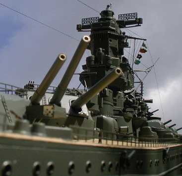 2000年の冬から製作開始し、2001年に完成した1/250戦艦大和。設計はオータキ、販売はアリイ（現マイクロエース）のキット。
