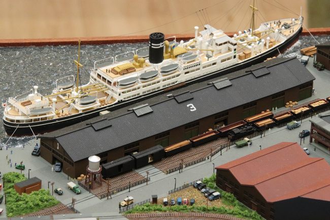 模型誌作例79】1/700港湾ジオラマ「1930年代の横浜港」 – 艦船模型製作 