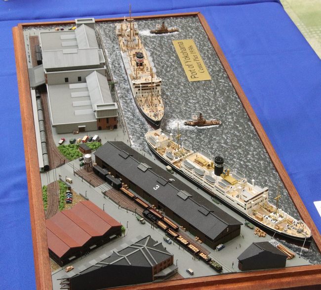 模型誌作例79】1/700港湾ジオラマ「1930年代の横浜港」 – 艦船模型製作 