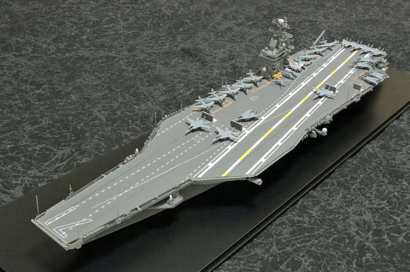 1/700航空母艦「CVN-71 セオドア・ルーズベルト」完成写真 その1 – 艦船模型製作代行モデルファクトリーハイギヤード