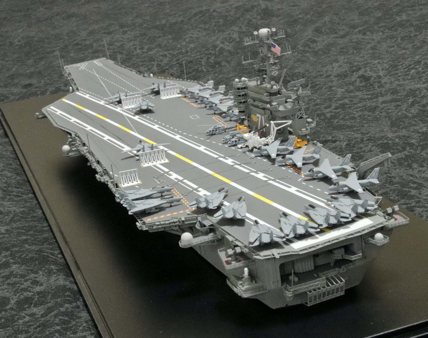 1/700航空母艦「CVN-71 セオドア・ルーズベルト」完成写真 その1 – 艦船模型製作代行モデルファクトリーハイギヤード